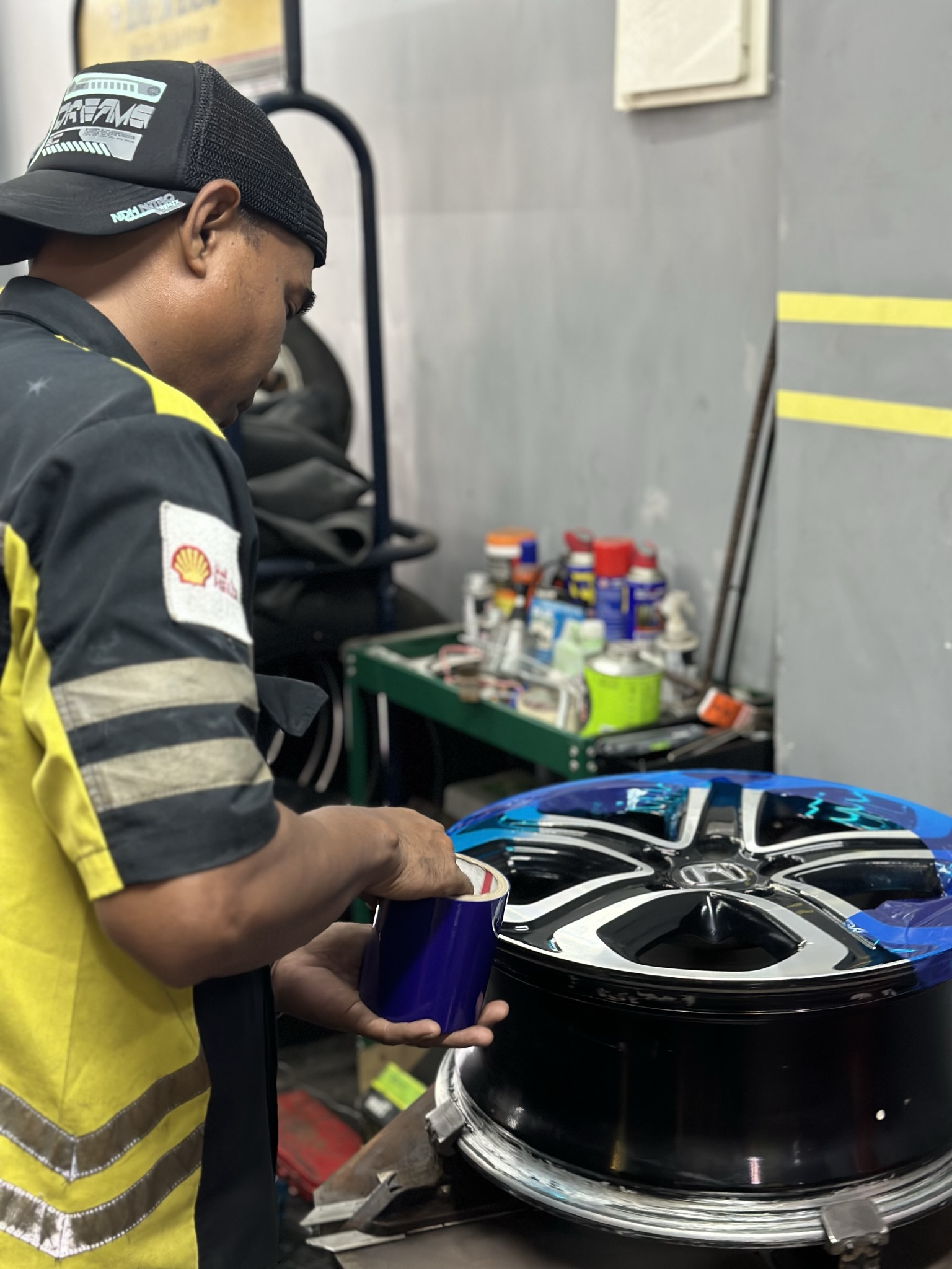 Pemasangan Ban Presisi